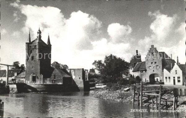 Zierikzee Beide Havenpoorten
