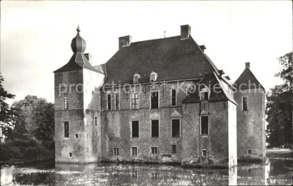 Vaassen Kasteel Cannenburch Schloss