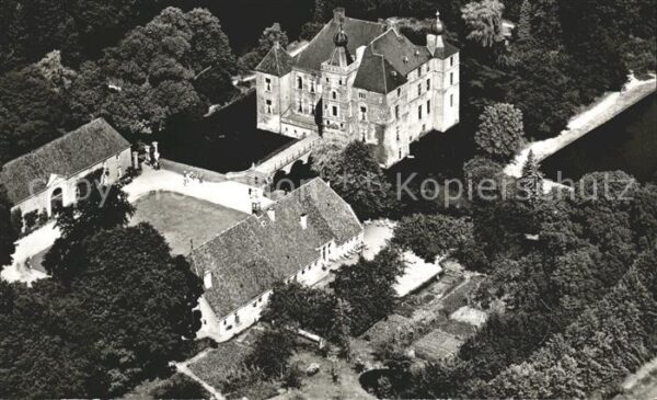 Vaassen Kasteel Cannenburch Schloss Fliegeraufn