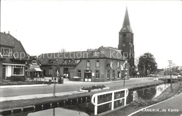 Kamerik Kanis Kerk Kirche Partie am Fluss