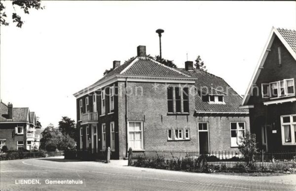 Lienden Gemeentehuis Rathaus