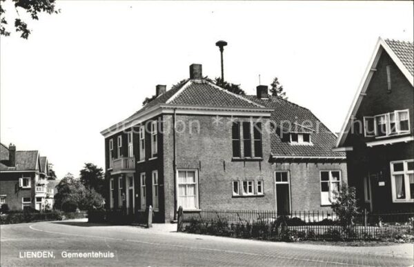 Lienden Gemeentehuis
