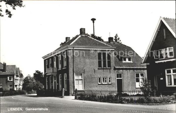 Lienden Gemeentehuis