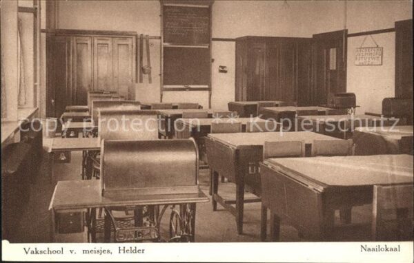 Schule School Ecole Escuela Scuola-- Vakschool Helder Naailokaal