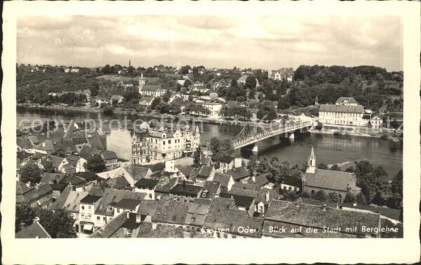 Crossen Oder Blick auf die Stadt mit Berglehne
