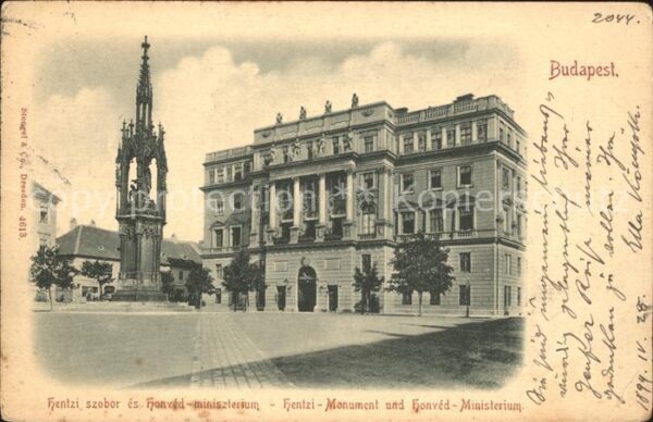 Budapest Hentzi Monument Honved Ministerium