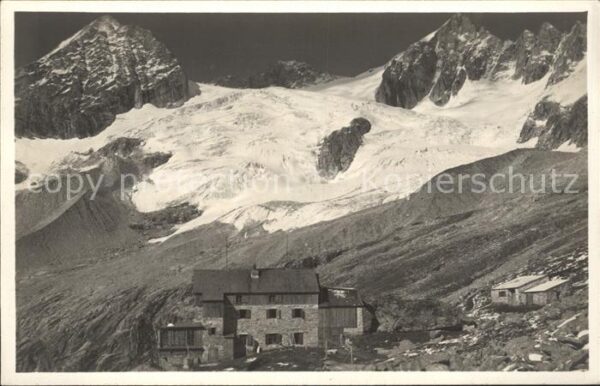 Zillertal Tirol Plauenerhütte mit Kuchelmooskees