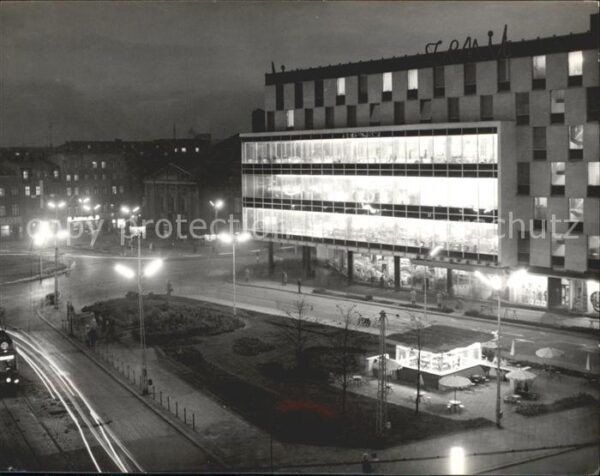 Katowice Fragment Rynku w nocy