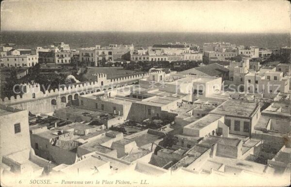 SOUSSE  Tunesie Panorama vers la Place Pichon