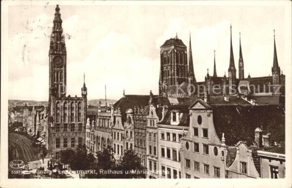 Danzig Westpreussen Rathaus mit Marienkirche