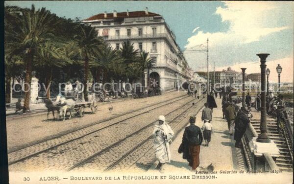 Alger Algerien Boulevard de la Republique et Square Br