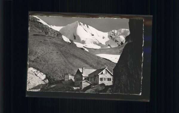 Bluemlisalp BE Klubhütte Hohtürli