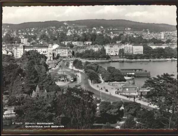 Zuerich Bürkliplatz Qauibrücke Bellevue