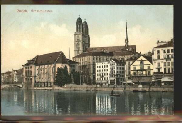 Zuerich Grossmünster Boote