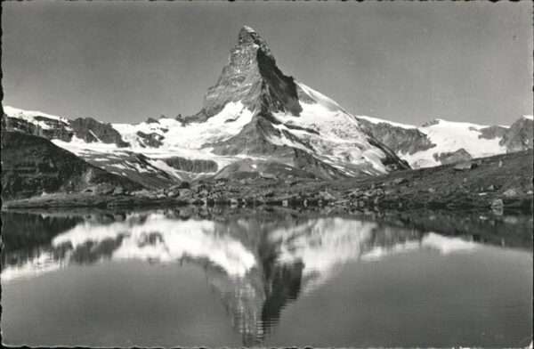 Zermatt VS Stellisee Matterhorn