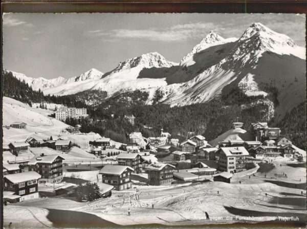 Arosa GR Inner_Arosa gegen Furkahörner und Tieje