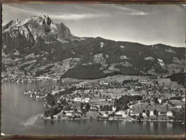 Kastanienbaum Gesamtansicht mit Pilatus