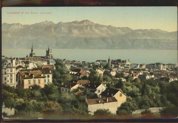 Lausanne VD Chateau Cathedrale et les Alpes de Savo