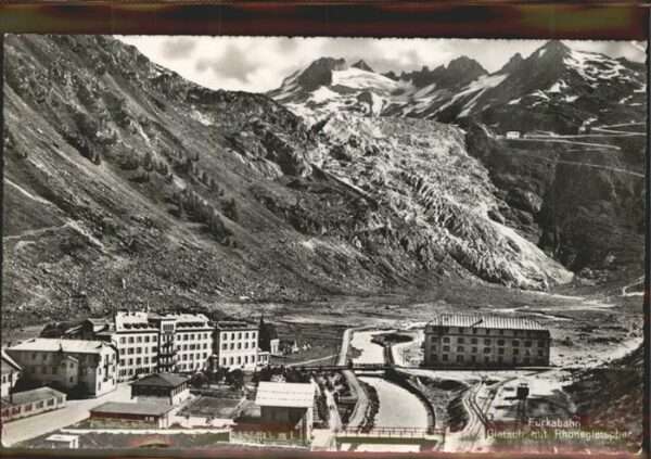 Gletsch Teilansicht mit Rhonegletscher Wallis
