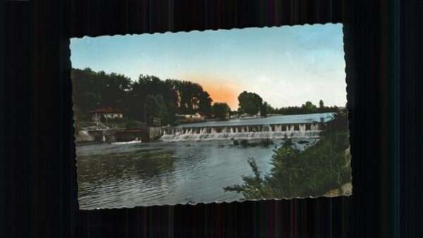 Chalons-en-Champagne Marne Le Barrage