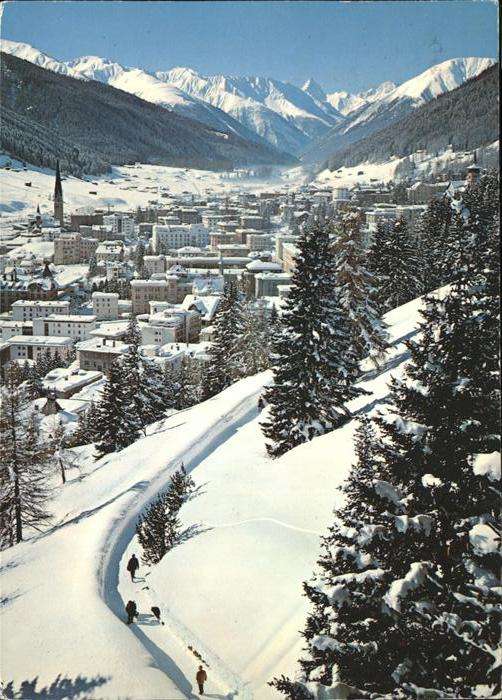Davos GR Höhenpromenade gegen Tinzenhorn