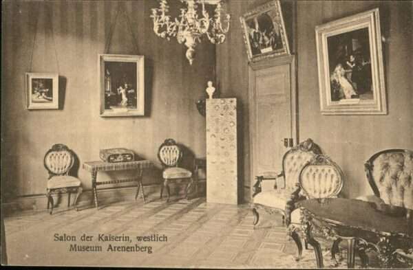 Salenstein TG Schloss Arenenberg Museum Salon der Kai