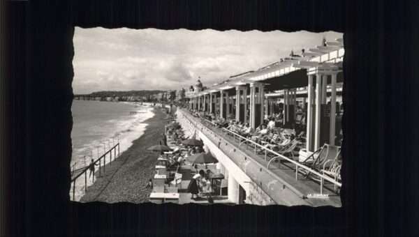 Nice Alpes Maritimes La Promenade des Anglais plage