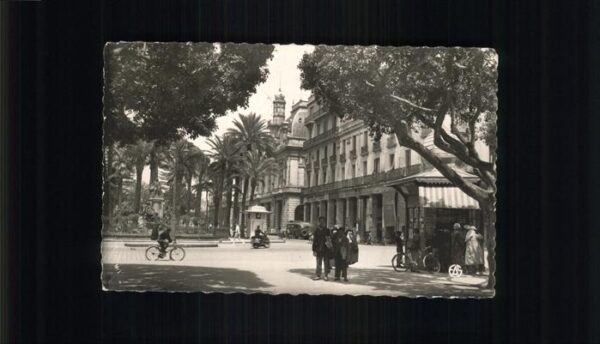 Bone Place du Theatre