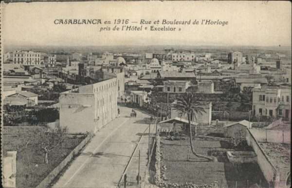 Casablanca Rue et Boulevard de l_Horloge pris de l