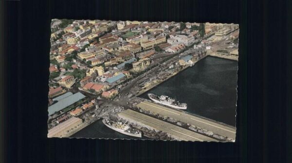 Dakar Vue aerienne sur le port Hafen Schiff