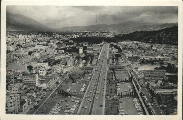 Caracas Avenida Bolivar Vista general