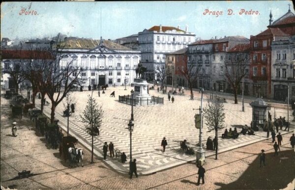 Porto Portugal Praca Don Pedro Monumento