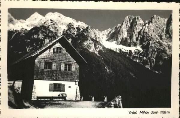 Kranjska Gora Vrsic Mihov dom Berghütte Gebirgspass
