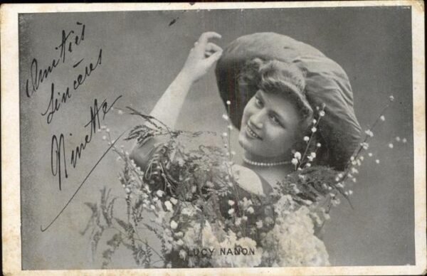 Schauspieler Lucy Nanon