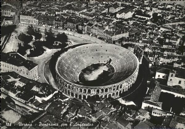 Verona Veneto Panorama con l'Anfiteatro