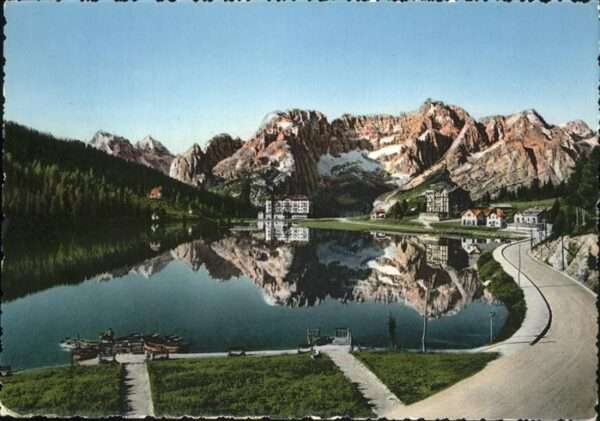Dolomiti Lago di Misurina col Sorapis