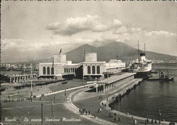Napoli Neapel La nouva Stazione Marittima