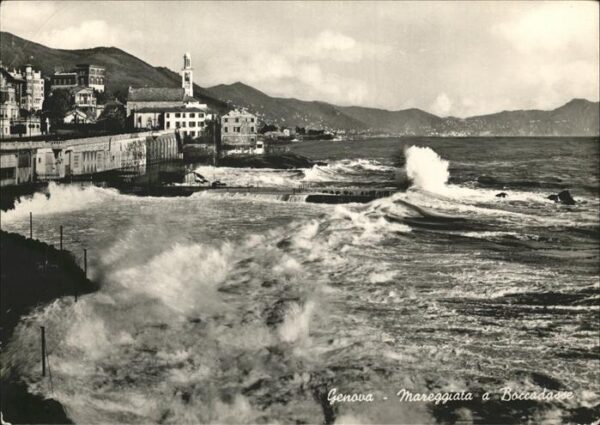 Genova Genua Liguria Mareggiata a Boccadasse