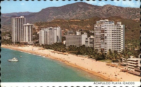 Acapulco Playa Icacos vista aerea