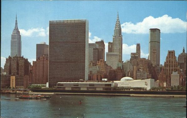 New York City United Nations Headquarters Skyline Man