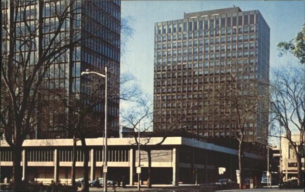 New Haven Connecticut Chapel Square Park Plaza Hotel Adley Bu