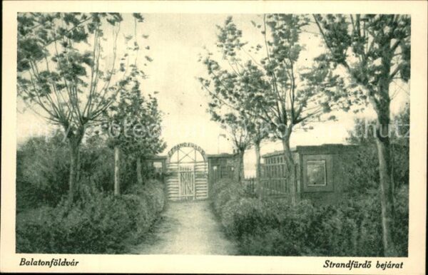 Balatonfoeldvar Strandfürdö bejarat
