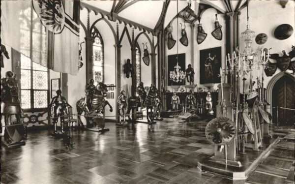 Rittertum Mittelalter Rittersaal Schloss Erbach Odenwald