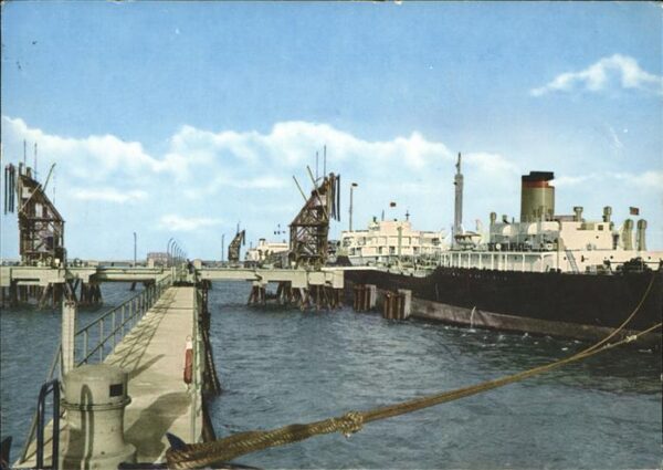 Dampfer Oceanliner Wilhelmshaven Ölhafen