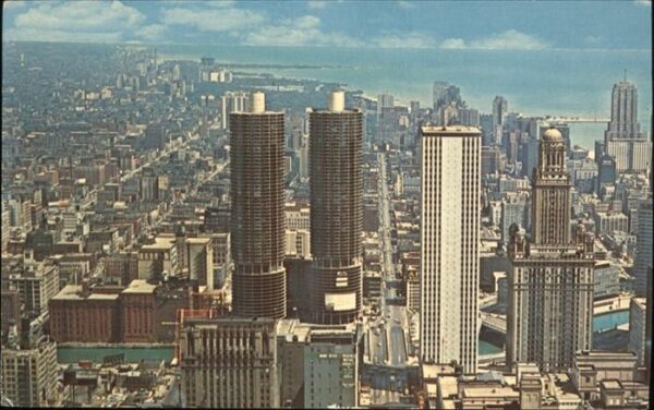 Chicago Illinois Skyline Twin Towers Michigansee