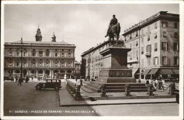 Genova Genua Liguria Piazza de Ferrari Palazzo della N. G. I