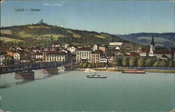 Urfahr Linz Donau Teilansicht Brücke Schiff