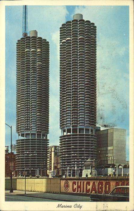 Chicago Illinois Marina City the complete city within a