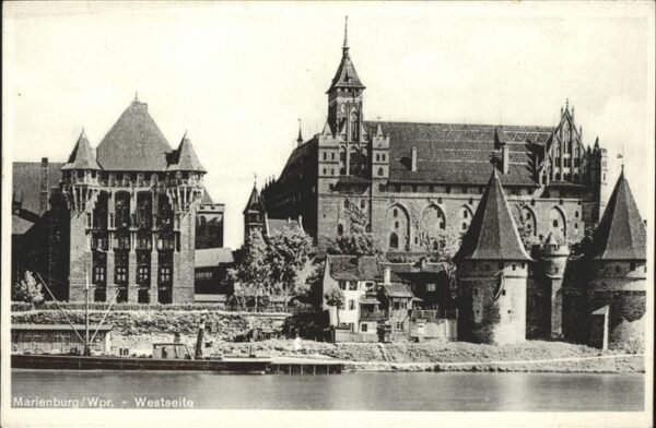 Marienburg Westpreussen Die Marienburg Westseite an der Nogat