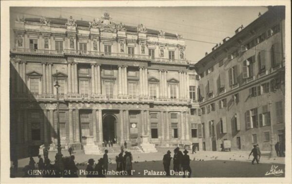 Genova Genua Liguria Piazza Umberto Palazzo Ducale